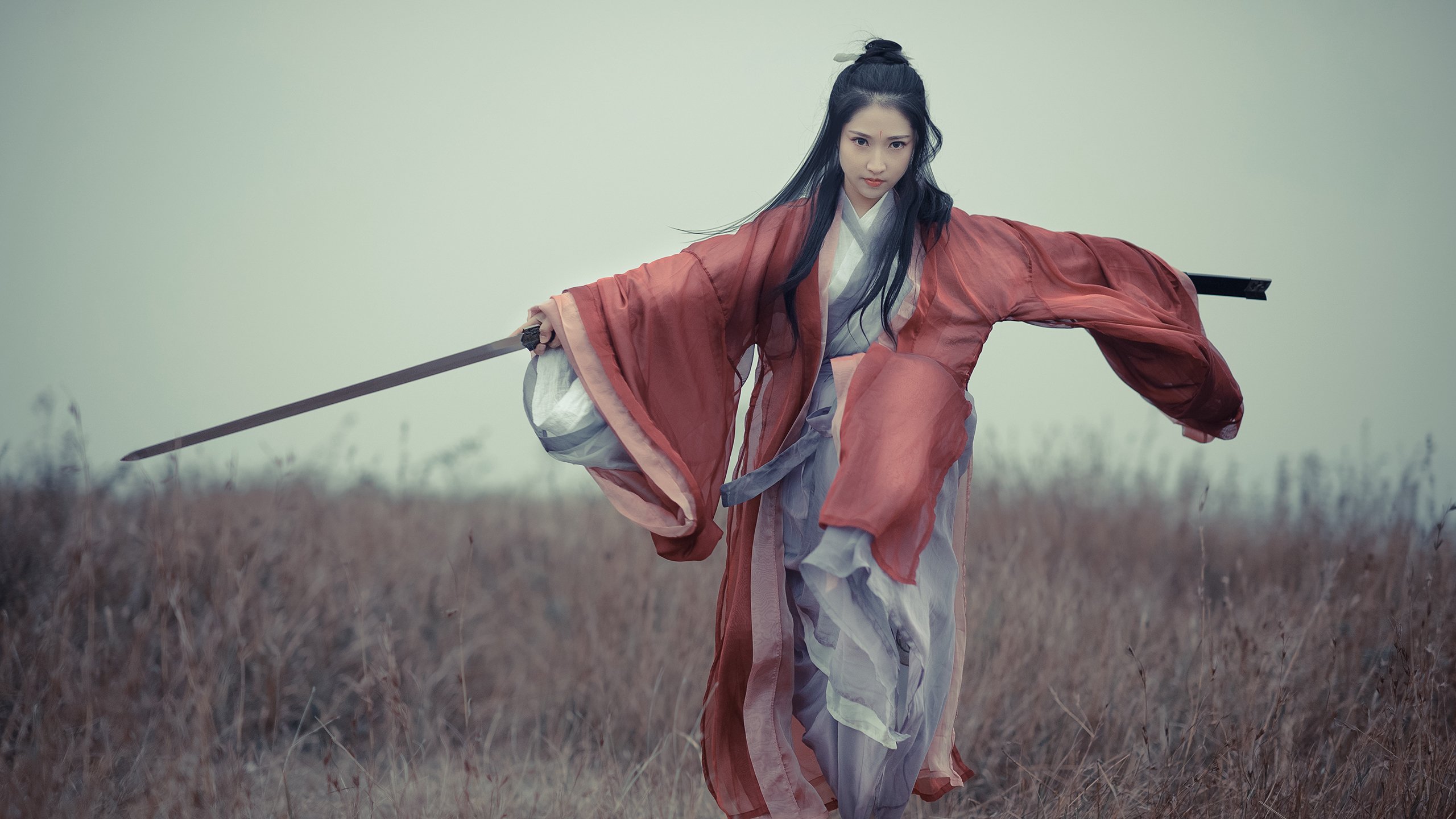 时间裂缝中的足球，当英格兰绝杀与莱万奇迹交织之时