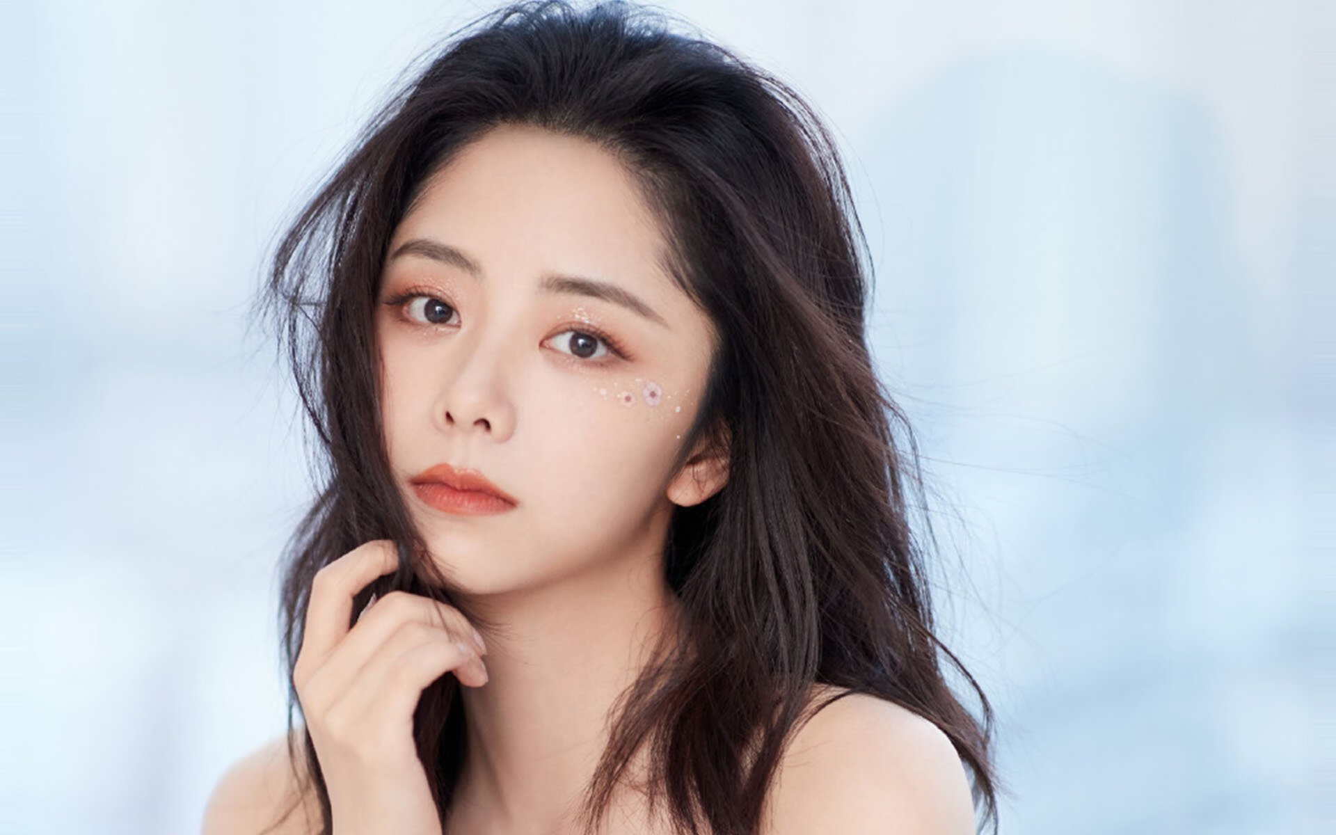 孤星耀世，南美之巅，2026世界杯D组焦点战厄瓜多尔完胜葡萄牙，凯恩引领进攻风暴
